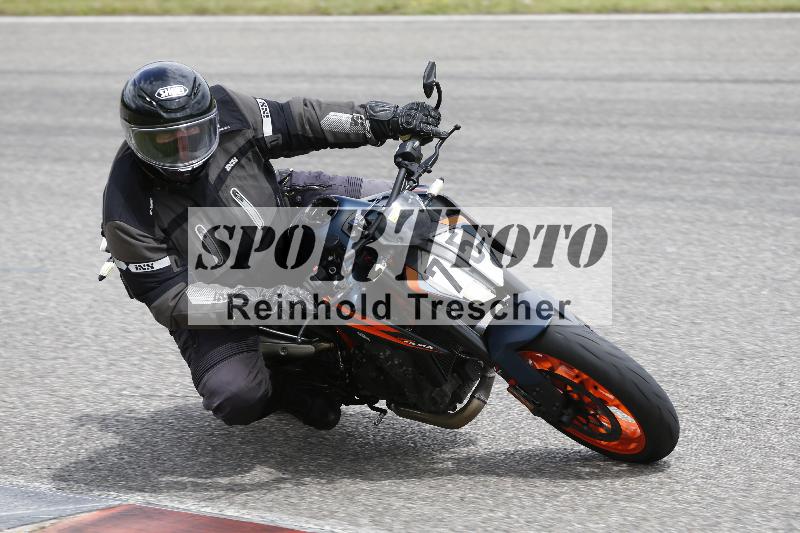 Archiv-2025/22 06.06.2025 DISCOVER the BIKE ADR/Bike 2 gelb/75